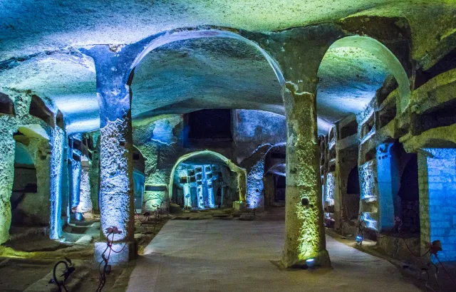 Naples experience support for travellers using private transfers