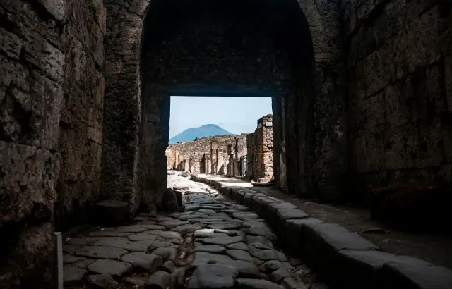 Pompeii excursion destination reachable by private transfer