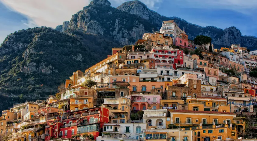 Cover image for blog post: Naples Airport to Positano: Real Options, Times, and Private Transfers