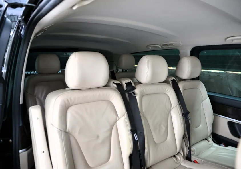 Private transfer service for route: Salerno Airport to Positano Private Transfer