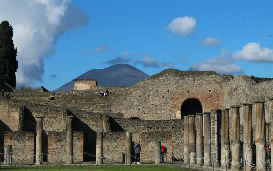 Pompeii and Herculaneum Full-Day Tour